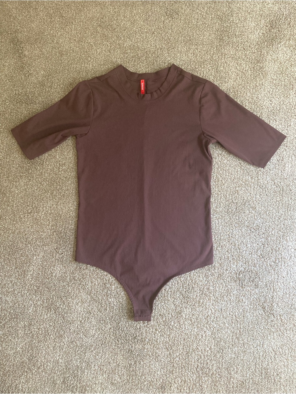 Spanx Suit Yourself Ribbed Short-Sleeve Bodysuit Size L Brown